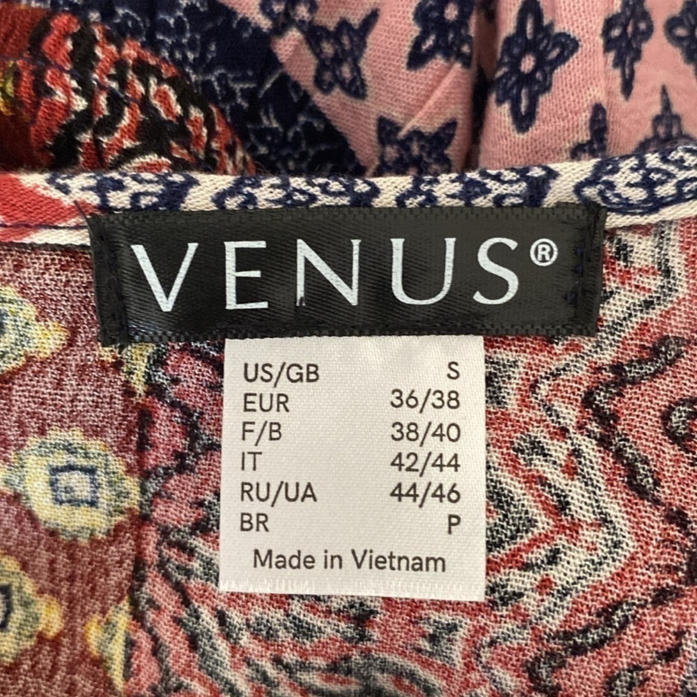 Venus Romper - Picture 5 of 6
